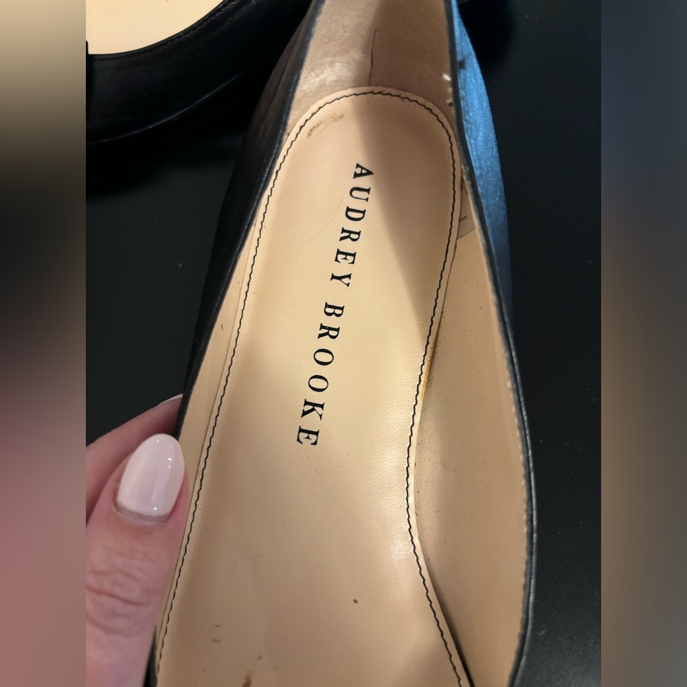 Black Pointy Toe Flats - image 6